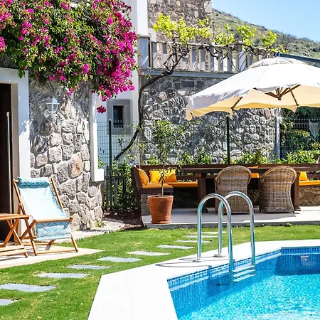 Stone - Private Pool & Garden *